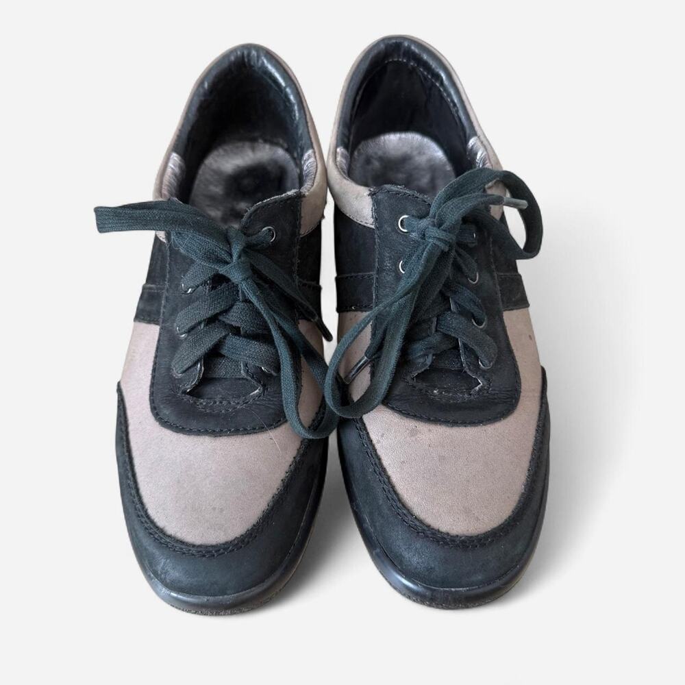Black and gray/taupe genuine leather lace-up sneakers